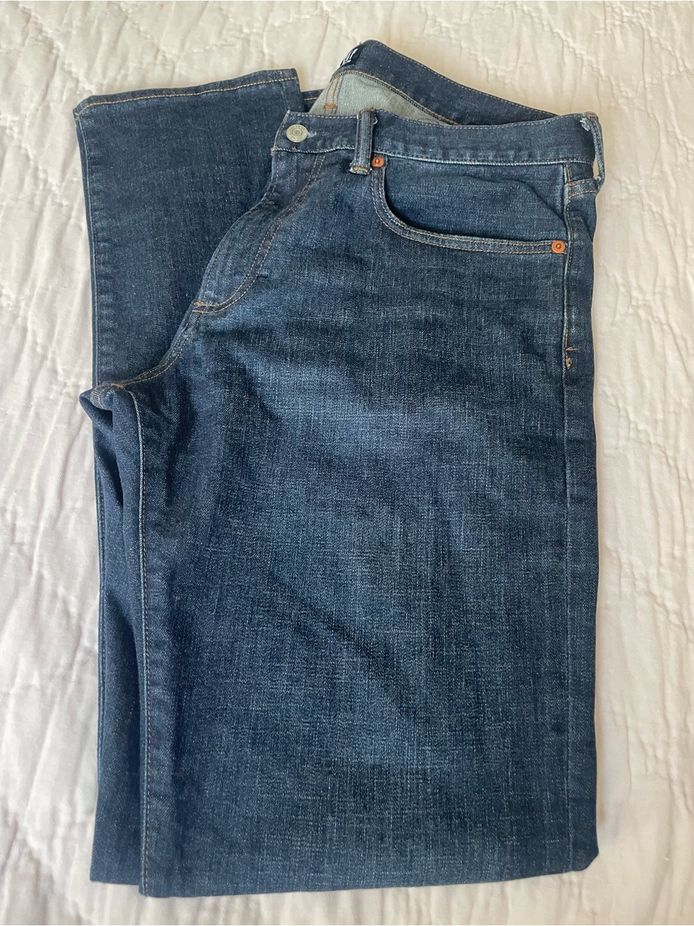 GAP Men's Straight Jeans in Dark Blue Wash; 34x34 slim.